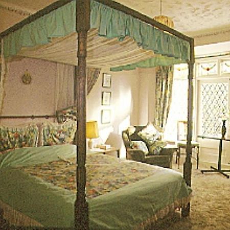 The Tudor Court Hotel Solihull Cameră foto